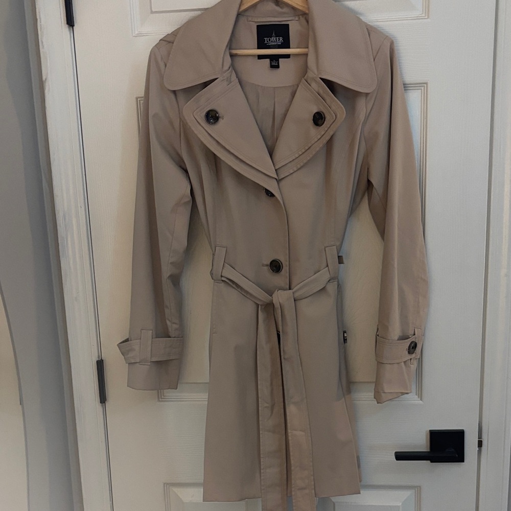 London Fog Single Breasted Belted Raincoat with Hood - Size L.